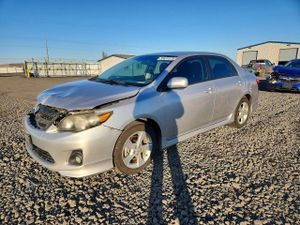 Toyota Corolla BASE 1.8L 4 2011
