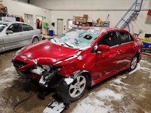 Toyota Corolla BASE 1.8L 4 2013