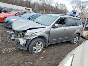 Subaru Forester 2.5X PREMIUM 2.5L 4 2010