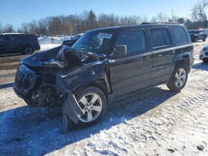 Jeep Patriot LATITUDE 2.4L 4 2013