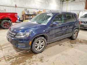 Volkswagen Tiguan S 2.0L 4 2013