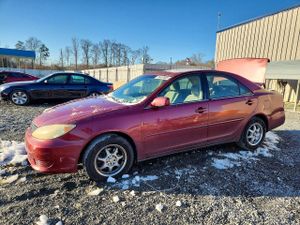 Toyota Camry LE 2.4L 4 2005