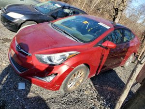 Hyundai Elantra SE 1.8L 4 2014