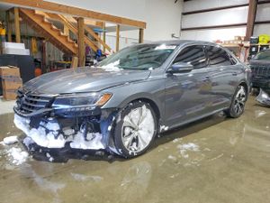 Volkswagen Passat 2.0L 4 2021