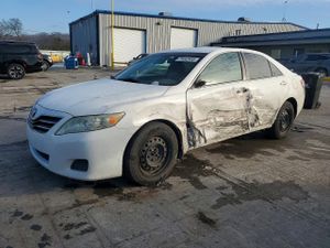 Toyota Camry BASE 2.5L 4 2011