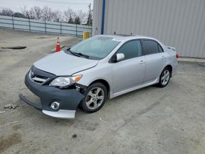 Toyota Corolla BASE 1.8L 4 2011