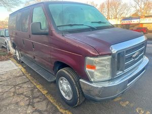 Ford Econoline E350 SUPER DUTY WAGON 5.4L 8 2011