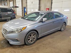 Hyundai Sonata SE 2.4L 4 2015
