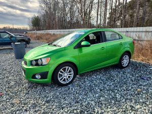 Chevrolet Aveo (Sonic) LT 1.8L 4 2014