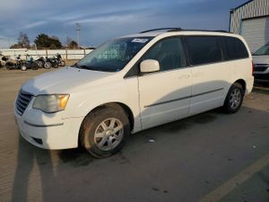 Chrysler Town & Country TOURING 3.8L 6 2009