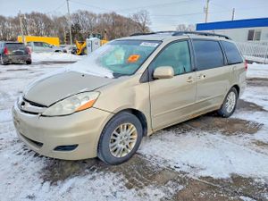 Toyota Sienna XLE 3.5L 6 2008