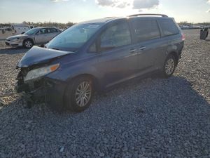 Toyota Sienna XLE 3.5L 6 2014