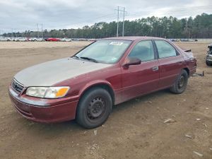 Toyota Camry CE 2.2L 4 2001