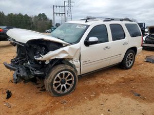 Chevrolet Tahoe C1500 LTZ 5.3L 8 2013