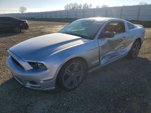 Ford Mustang 3.7L 6 2014