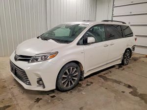 Toyota Sienna XLE 3.5L 6 2019