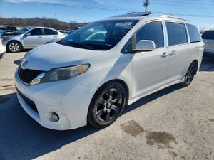 Toyota Sienna SPORT 3.5L 6 2012