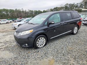 Toyota Sienna XLE 3.5L 6 2013