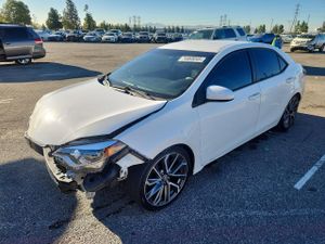 Toyota Corolla 1.8L 4 2015