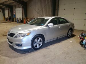 Toyota Camry BASE 2.5L 4 2011