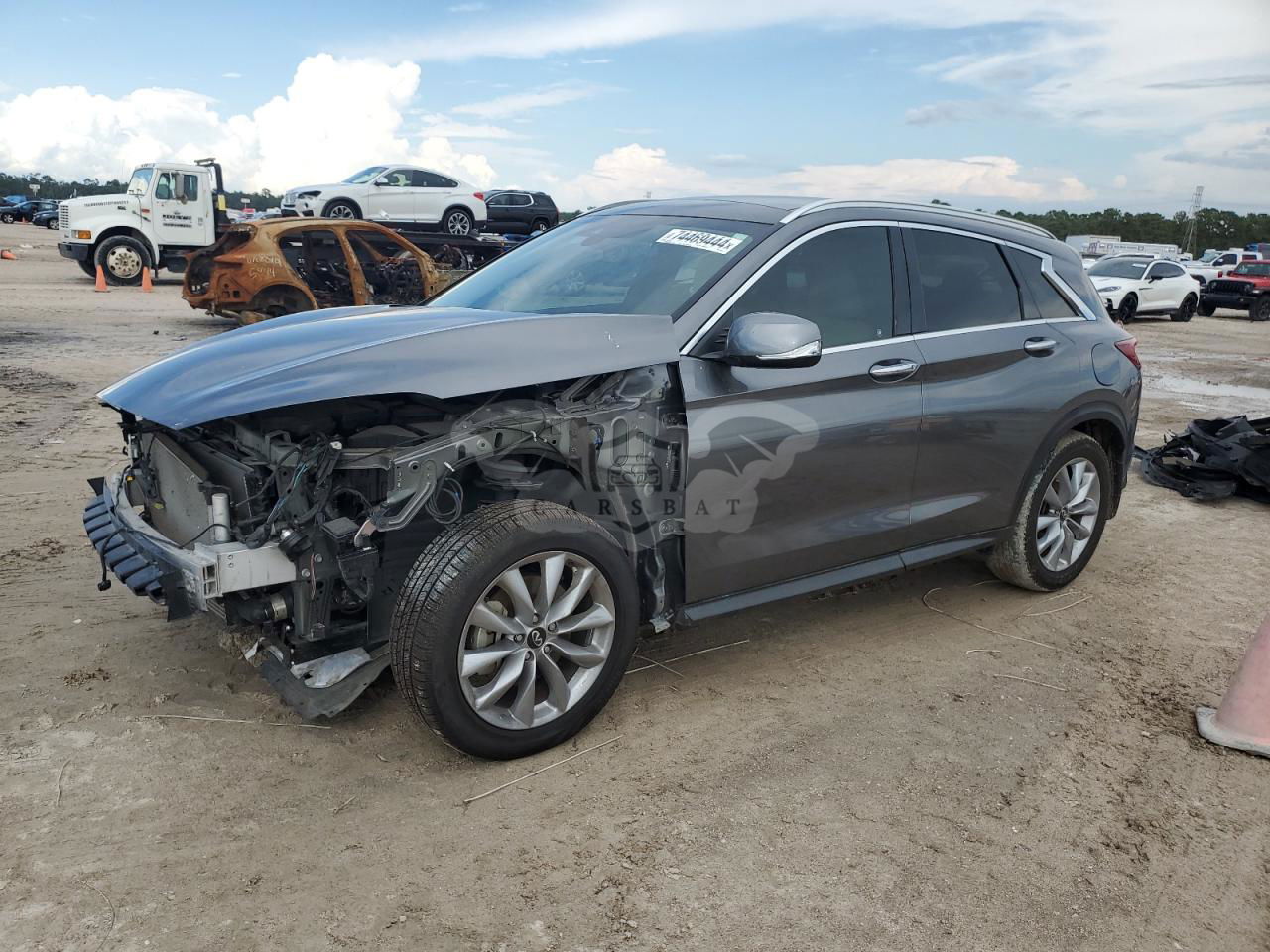 Infiniti QX50 LUXE 2.0L  4 2022