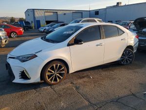 Toyota Corolla L 1.8L 4 2017