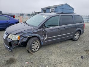 Chrysler Town & Country 3.6L 6 2015