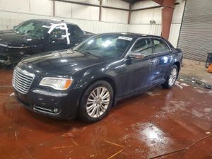 Chrysler 300C 5.7L 8 2013