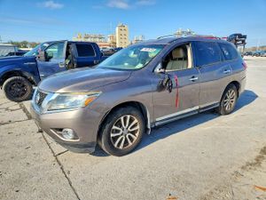 Nissan Pathfinder S 3.5L 6 2014