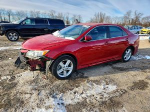 Toyota Camry BASE 2.5L 4 2012