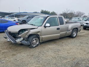 Chevrolet Silverado 1500 C1500 4.8L 8 2002