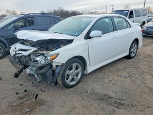 Toyota Corolla BASE 1.8L 4 2012