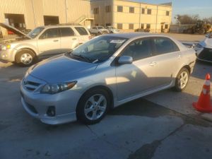 Toyota Corolla BASE 1.8L 4 2012