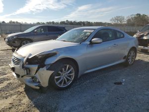 Infiniti G37 3.7L 6 2011