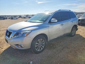 Nissan Pathfinder S 3.5L 6 2013