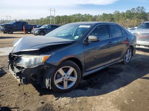 Toyota Camry L 2.5L 4 2013