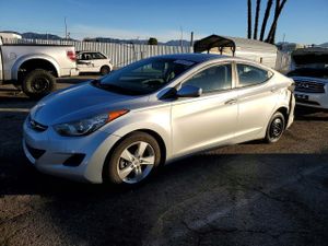Hyundai Elantra GLS 1.8L 4 2013