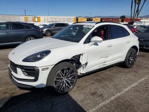 Porsche Macan BASE 2.0L 4 2023