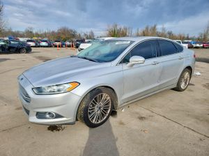 Ford Fusion SE 2.0L 4 2014