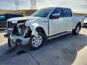 Ford F-150 SUPERCREW 5.0L 8 2013