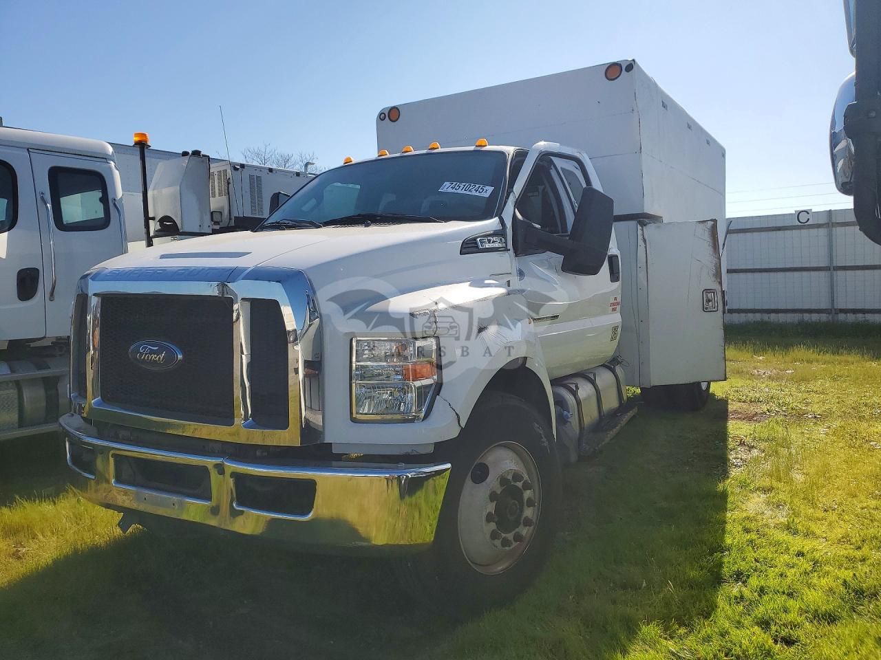 Ford F750 SUPER DUTY 6.7L 8 2016