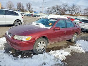 Toyota Camry CE 2.2L 4 2001