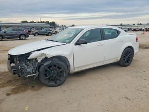 Dodge Avenger SE 2.4L 4 2014