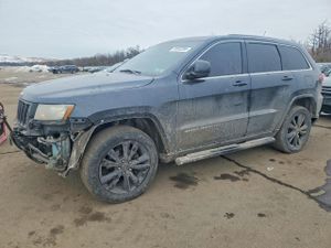 Jeep Grand Cherokee LAREDO 3.6L 6 2013
