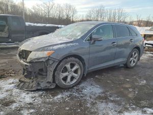 Toyota Venza LE 3.5L 6 2013