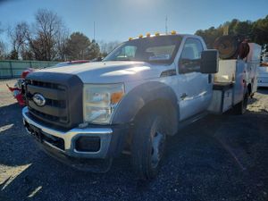Ford F-450 SUPER DUTY 6.7L 8 2011