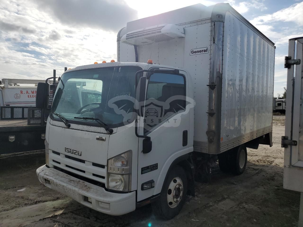 Isuzu NPR 3.0L 4 2013
