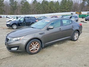 Kia Optima LX 2.4L 4 2013