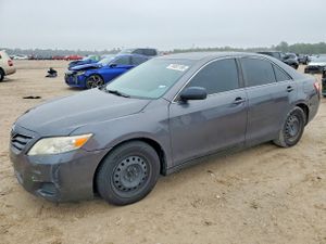 Toyota Camry BASE 2.5L 4 2011