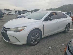 Toyota Camry LE 2.5L 4 2015